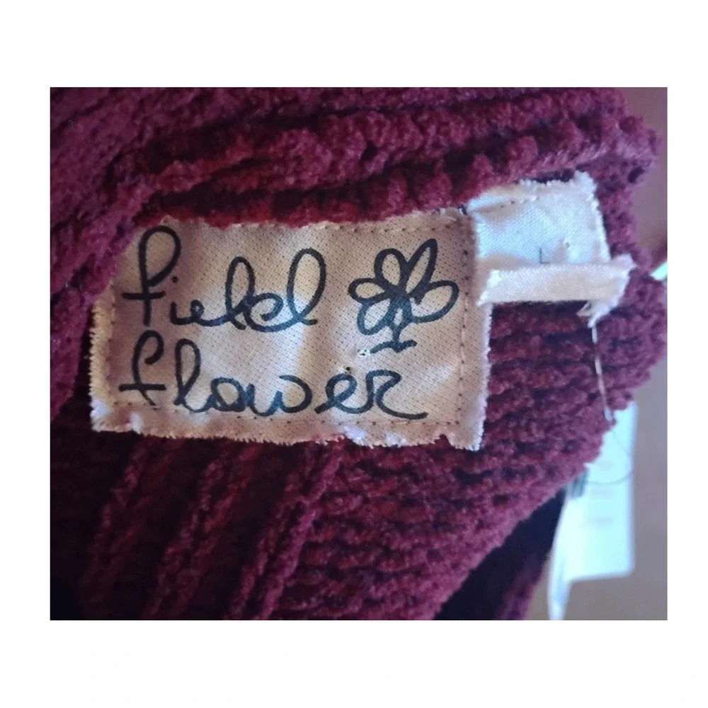 Petal & Flower Burgundy‎ Super Soft Sweater Size Medium NWT